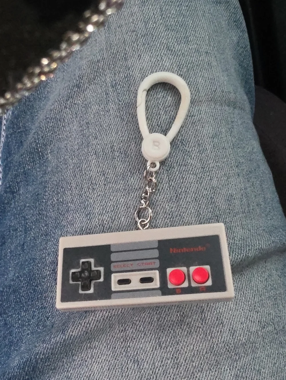 Nintendo Mini Retro Controller Keychain in White, Gray & Red